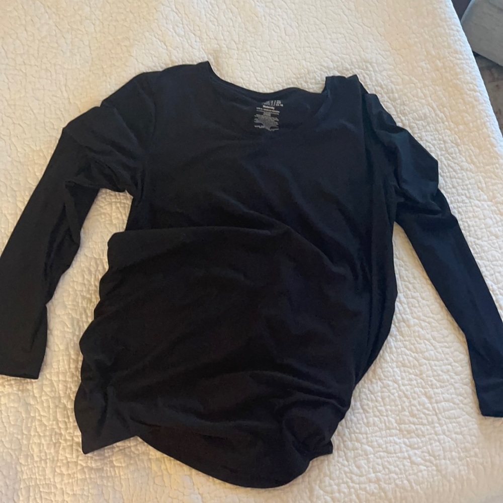 Long sleeve maternity shirt